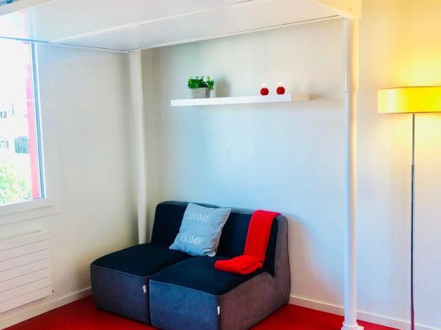 Studio meublé pour étudiant Bon TL CHF 300.00 offert !