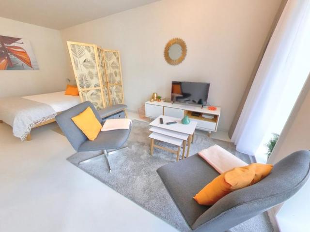 Studio meublé Premium / Furnished Premium studio