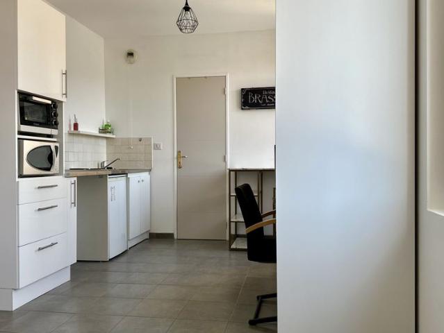 STUDIO MEUBLÉ PREFECTURE