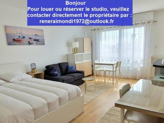 Studio meublé proche d'université avec balcon à Strasbourg