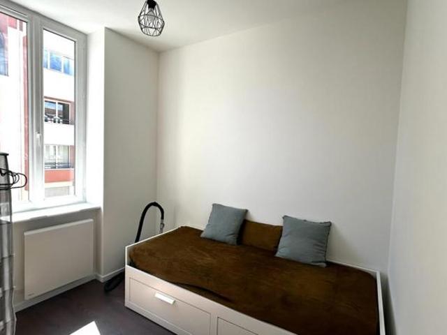 STUDIO MEUBLE PROCHE GARE