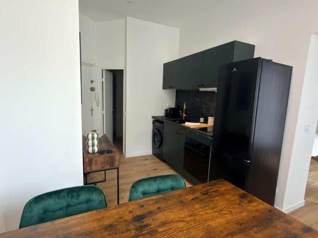 STUDIO MEUBLE – PROX VIEUX PORT – RUE SAINTE / RUE PARADI