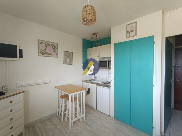 STUDIO MEUBLÉ QUARTIER BASE NAUTIQUE