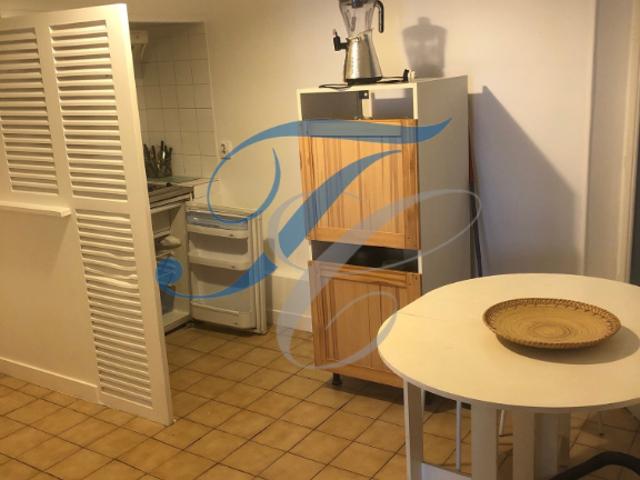 Studio meublé rue Cardinet Paris 17