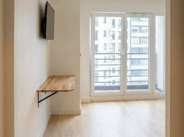Studio meublé refait à neuf 23m2 + balcon