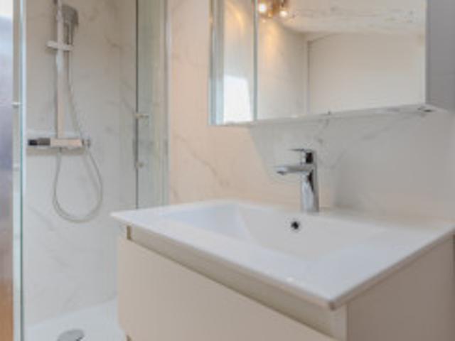 Studio meublé rénové 20 m², tram & facs, Nice Garibaldi