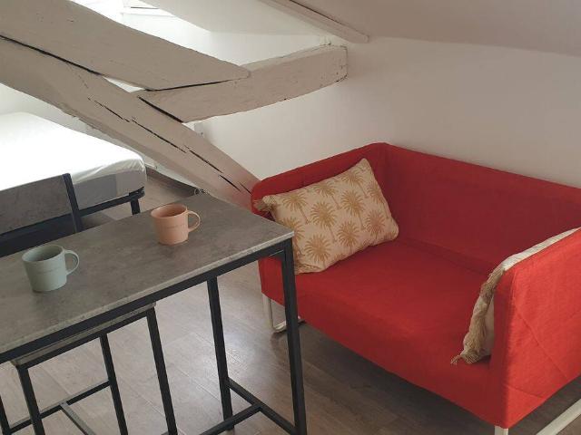 Studio meublé rénové