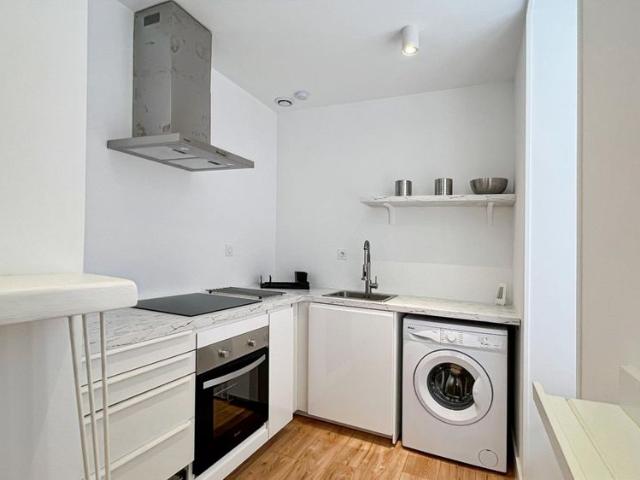 Studio meublé rénové avec climatisation – Avallon centre