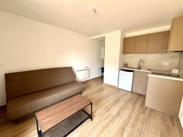 Studio meublé rénové de 20m2 avec balcon Secteur La Timone | Berthoz Immobilier