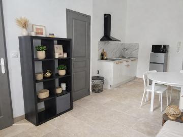 Studio meublé rénovéBagnols sur Cèze 30200