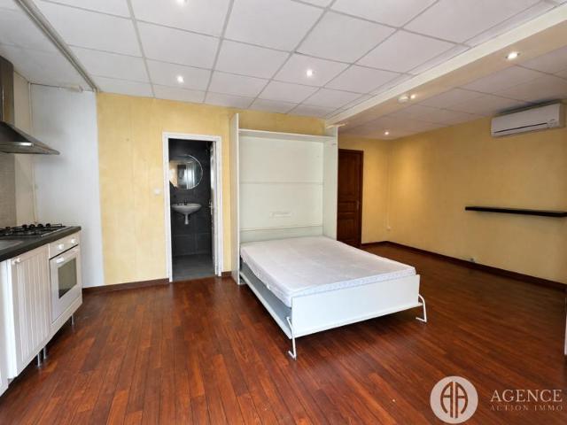 Studio meublé rez de chaussée centre