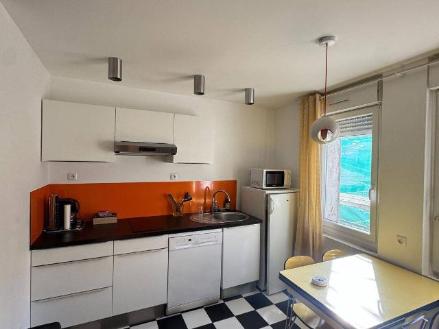 Studio meublé Saint Victor 13007