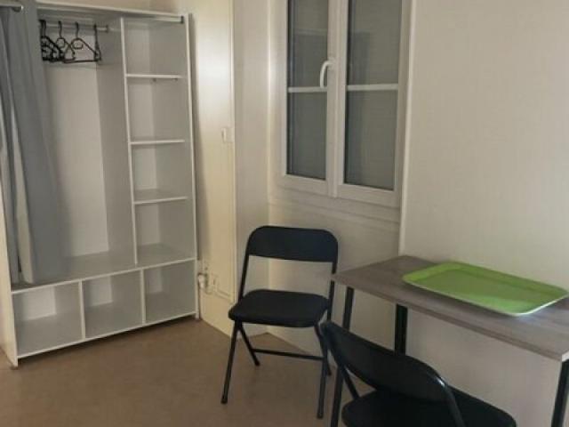 Studio meublé Séraucourt avec terrasse