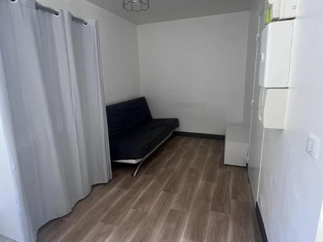 STUDIO MEUBLÉ / VENCE CENTRE VILLE