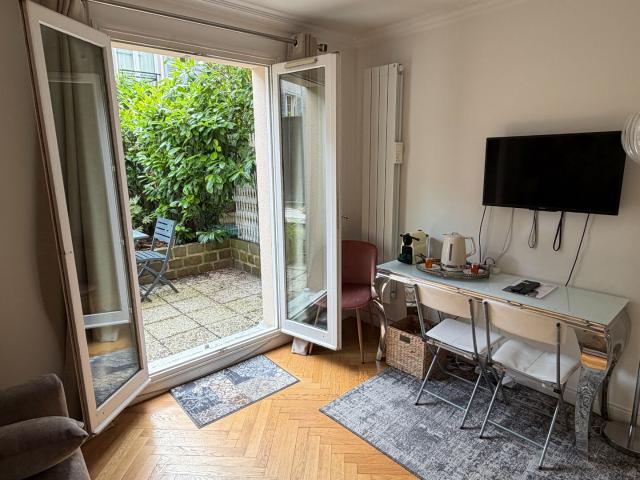 Studio meublé Versailles 1 pièce 18.55 m2 quartier Notre Dame, Versailles