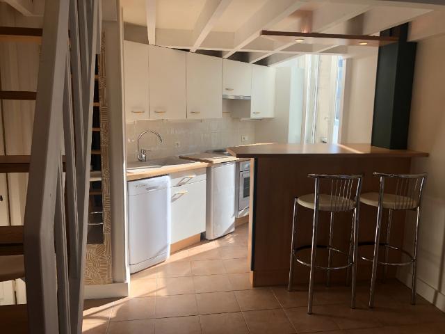 Studio meublé Versailles Montreuil de 17,49 m2 loi Carrez, Versailles
