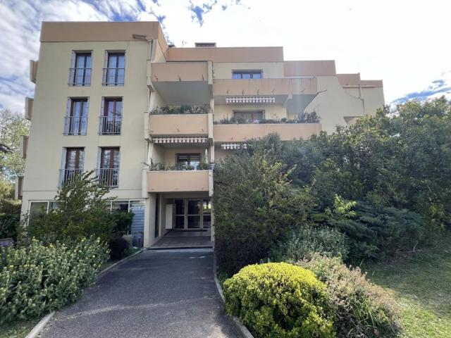 Studio meublé