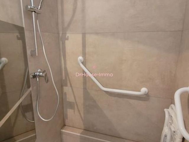 Studio meublé 15 m² Centre ville de Ceyrat Loyer charges et chauffage compris