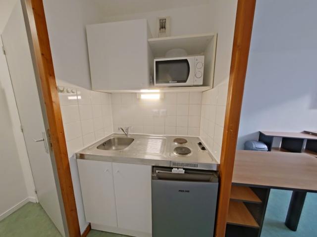 STUDIO MEUBLE 18 m² Tréfilerie
