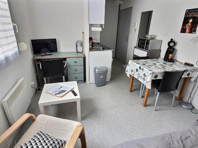 STUDIO – MEUBLE – 18.20 m² – 69008 – LYON