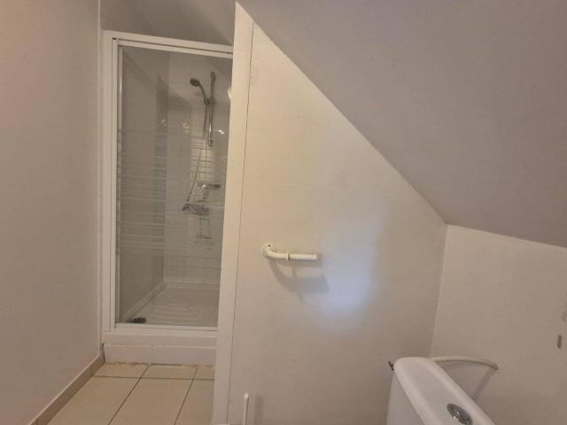 Studio meublé – 19 m² – Écully Parking + jardin