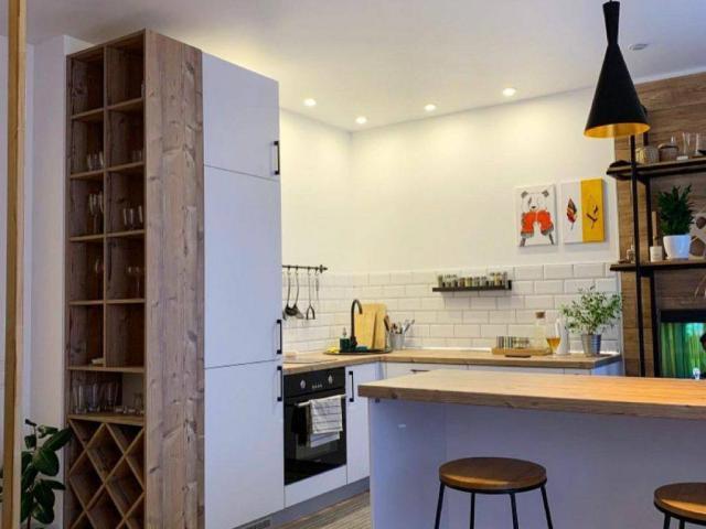 studio meublé – 19m² – paris 15e, rue du commerce – 795/mois cc
