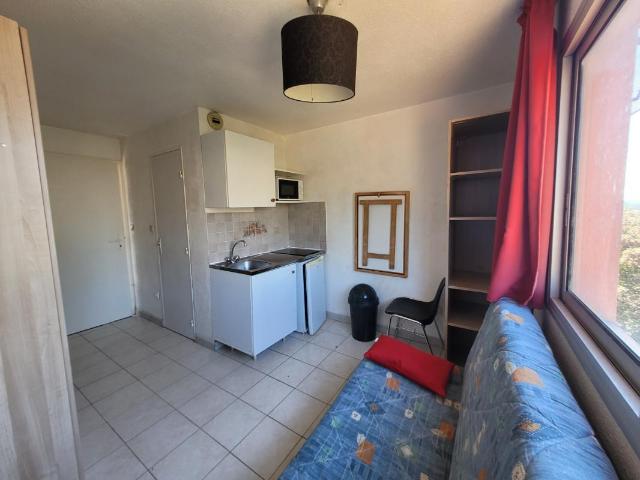 Studio meublé 12 m²