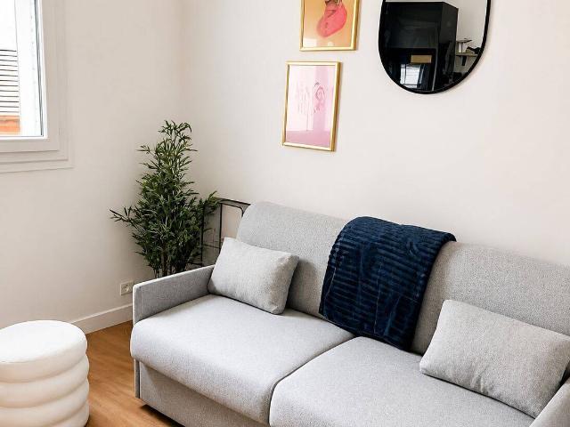 STUDIO MEUBLÉ 12 M² – LA GARENNE COLOMBES – PROCHE LA DÉFENSE