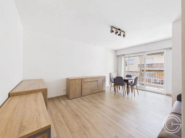 STUDIO MEUBLE 12 COLONEL DRIANT NICE GORBELLA