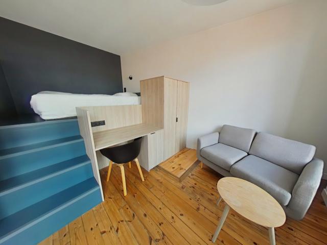STUDIO MEUBLE 24 m² belles prestations hyper centre