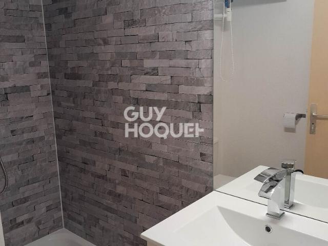 STUDIO MEUBLÉ 24.7 m² + TERRASSE À MONTPELLIER