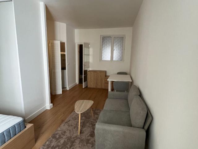 STUDIO MEUBLE