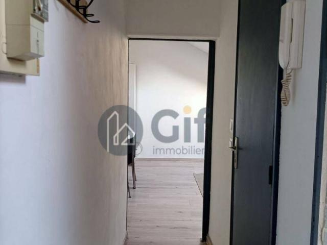 STUDIO Meublé 26m² au sol à ST MAUR