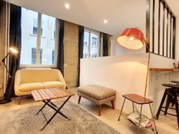STUDIO – MEUBLE – 27 m2 – 69002 – LYON