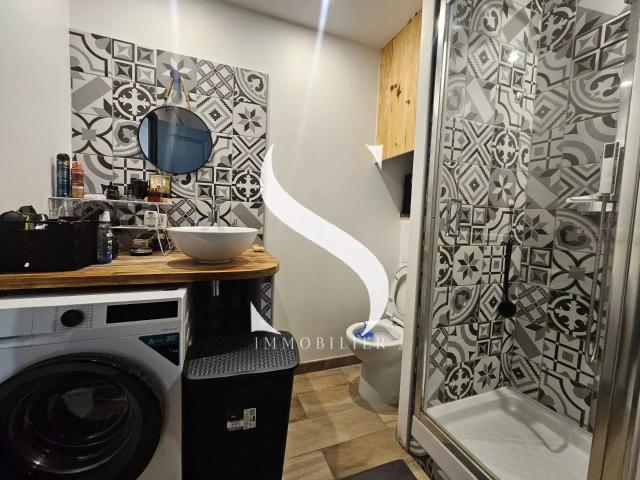 Studio meublé 27 m² à louer à l’année – Vallauris