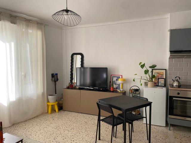 Studio meublé 27 m² refait à neuf – Figuerolles, place Roger Salengro – Libre au 1er novembre