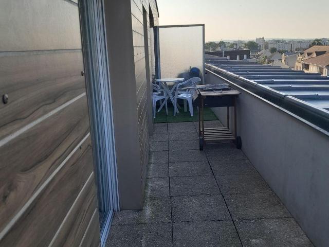 Studio meublé 28.73m2 avec terrasse 13m2