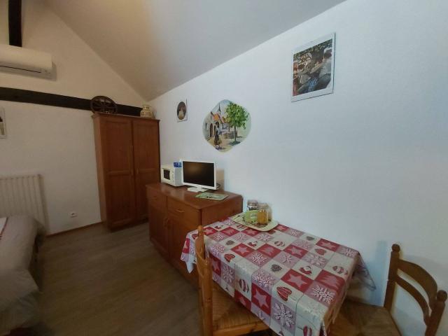 Studio meublé