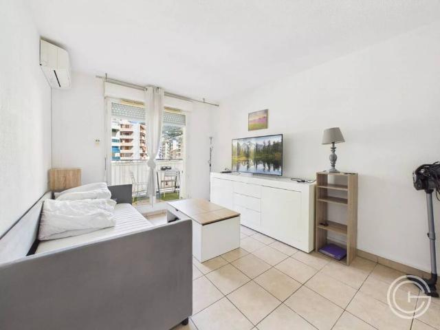 STUDIO MEUBLE 20 BD ARMEE DES ALPES DEBUT SAINT ROCH
