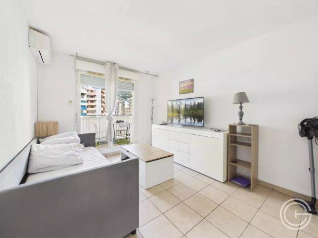 STUDIO MEUBLE 20 BD ARMEE DES ALPES DEBUT SAINT ROCH