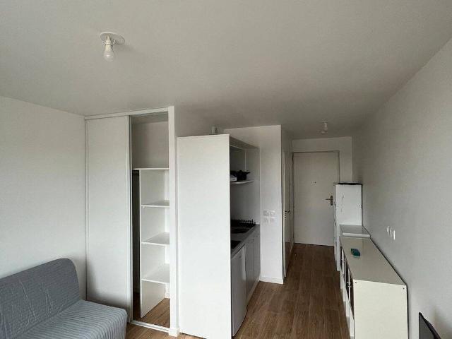 Studio meublé 20m²