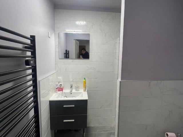 Studio meublé 21 m² refait à neuf