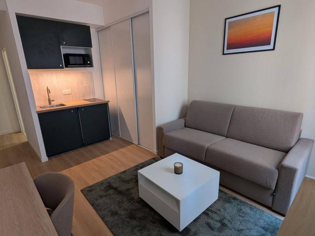 Studio meublé 21m² entièrement rénové Préfecture Marseille 1er