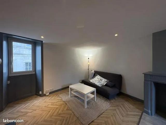 Studio meublé 22 m² – vieille ville de Cognac