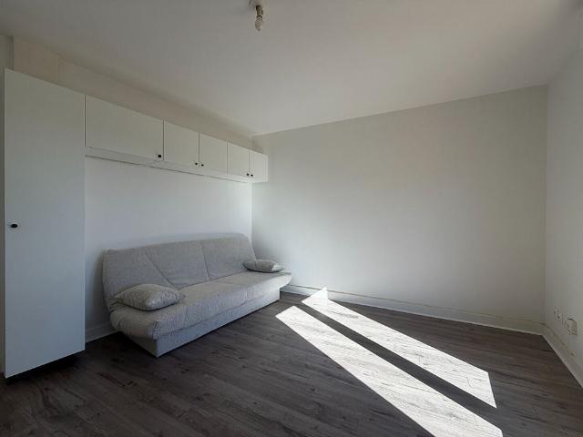 Studio meublé 22,18 m² avec balcon et parking ? Dammarie les Lys