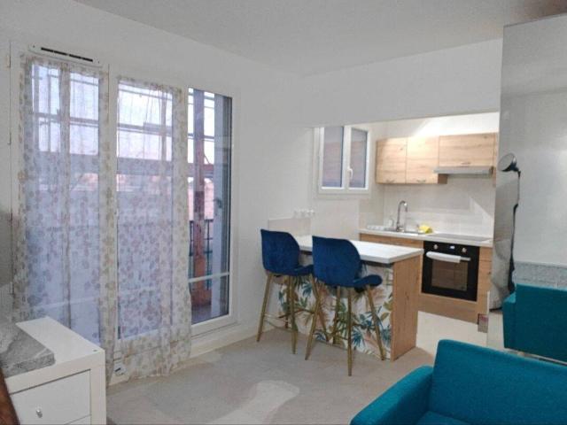 Studio meublé 30 m² avec balcon, parking et cave – Limeil Brévannes Centre