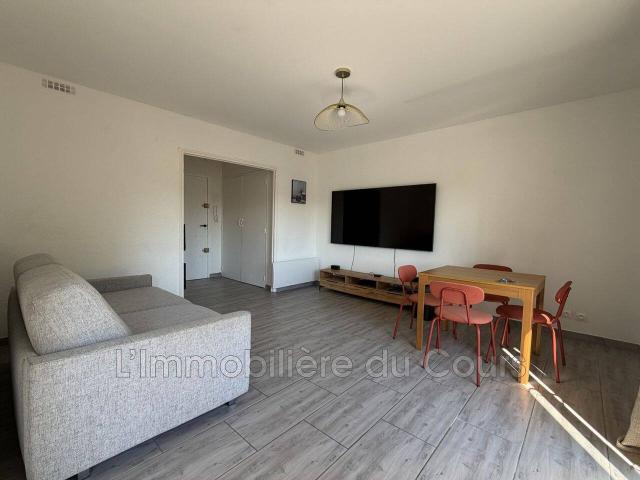 Studio meublé – 32,10 m² – Marignane – Résidence La Rascasse S