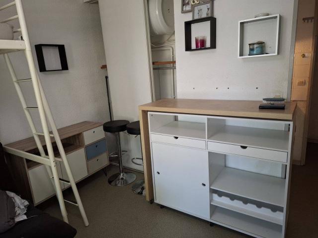 STUDIO MEUBLE 3 COUCHAGES PISCINE GARDIEN PLACE DE PARKING KEDGE
