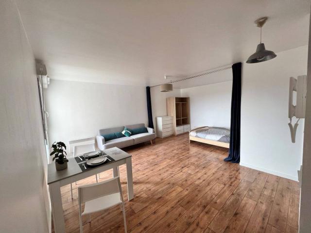 Studio meublé 40m2 Montévrain 3 mins à pied du RER A