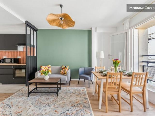 Studio meublé 73 m²